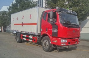 太阳成tyc7111cc����CLW5180XRYC5����ȼҺ����ʽ���䳵
